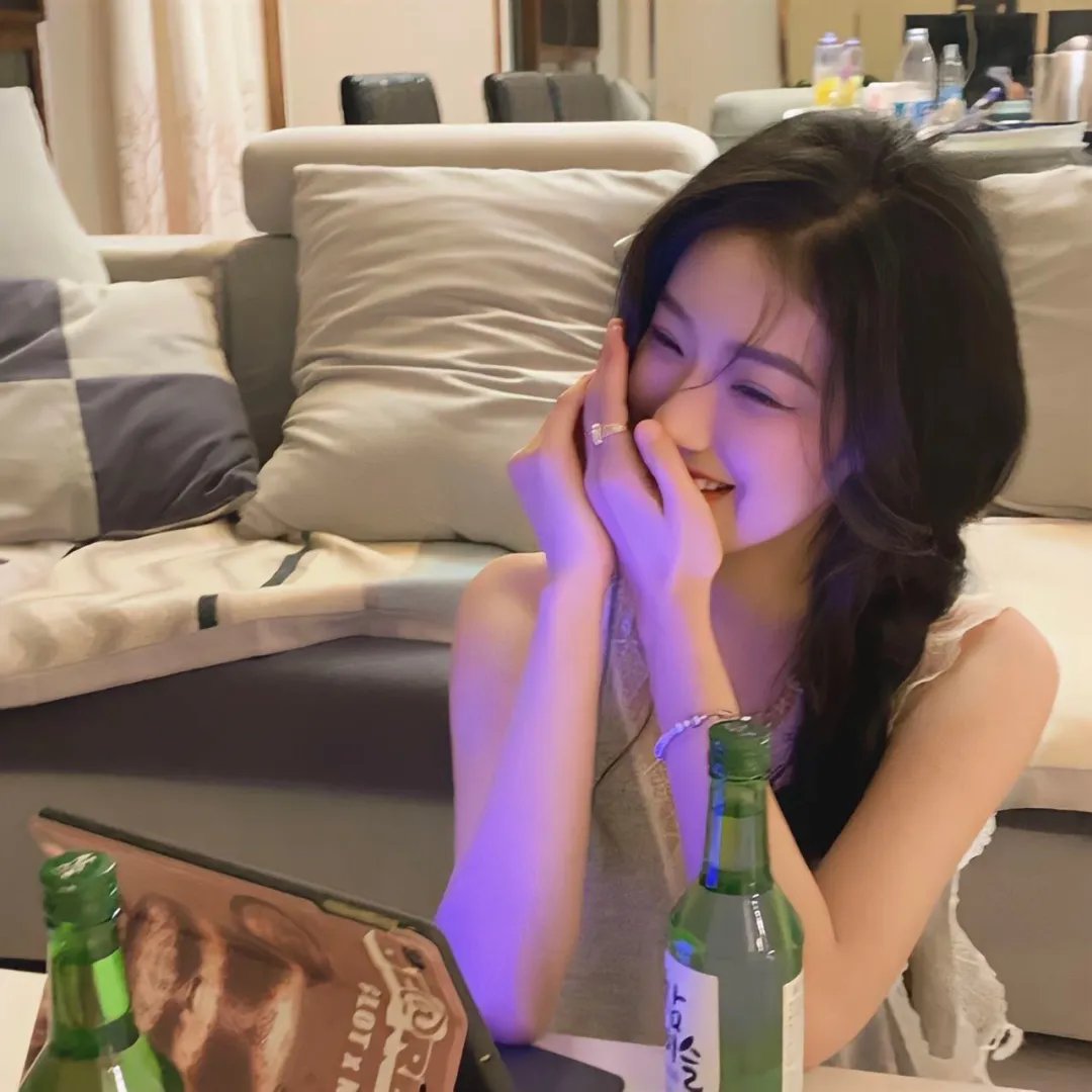 彩云妃子